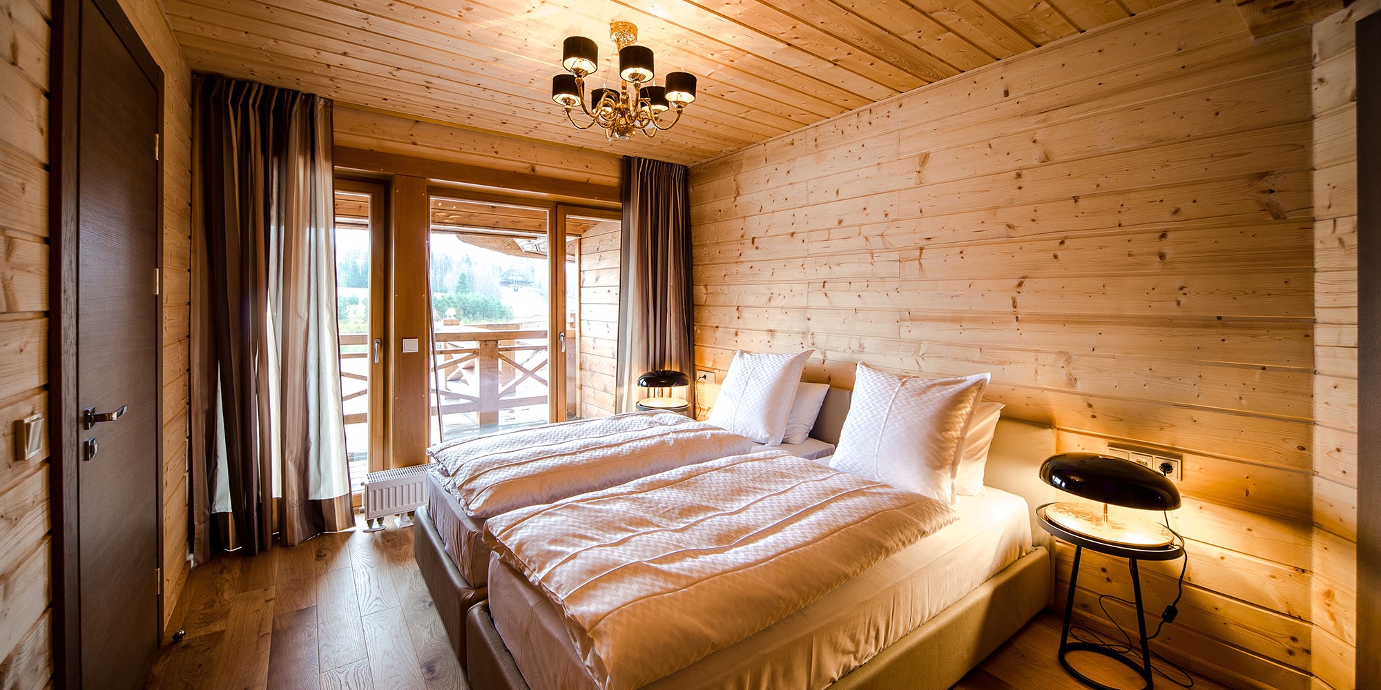 Crystal Lodge bedroom